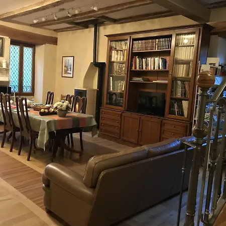 Portail Haut Bed & Breakfast