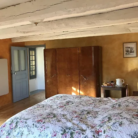 Portail Haut Nocleg ze śniadaniem *