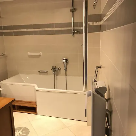 Portail Haut * Previnquieres