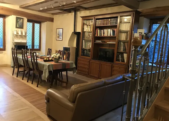 Portail Haut Bed & Breakfast