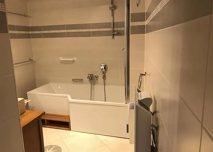 Portail Haut * Previnquieres